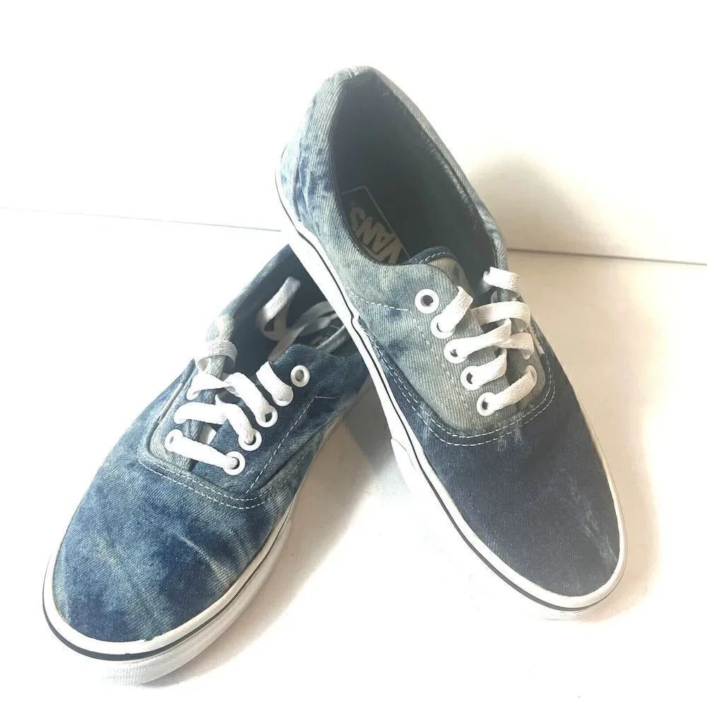 VANS Off The Wall Womens Sz 8 Blue Denim Stonewashed Sneaker Skate Shoe Mens 6.5